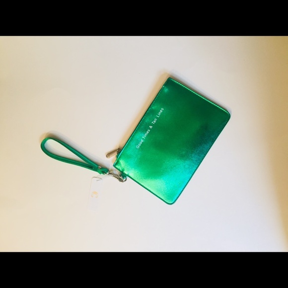 🥰 Charming Charlie wristlet super green Wristlet NWT - Picture 5 of 7